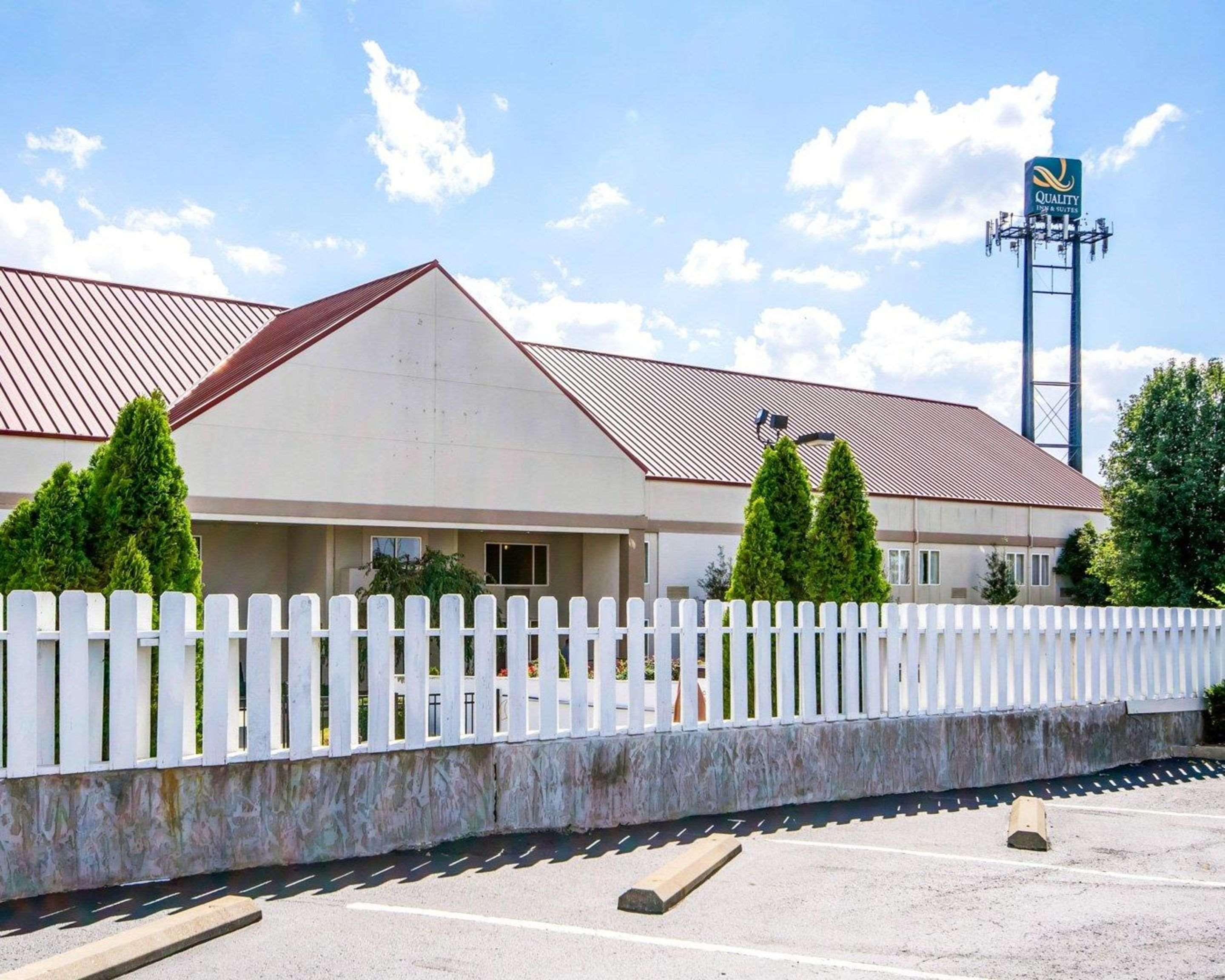 Quality Inn & Suites Elizabethtown Eksteriør billede