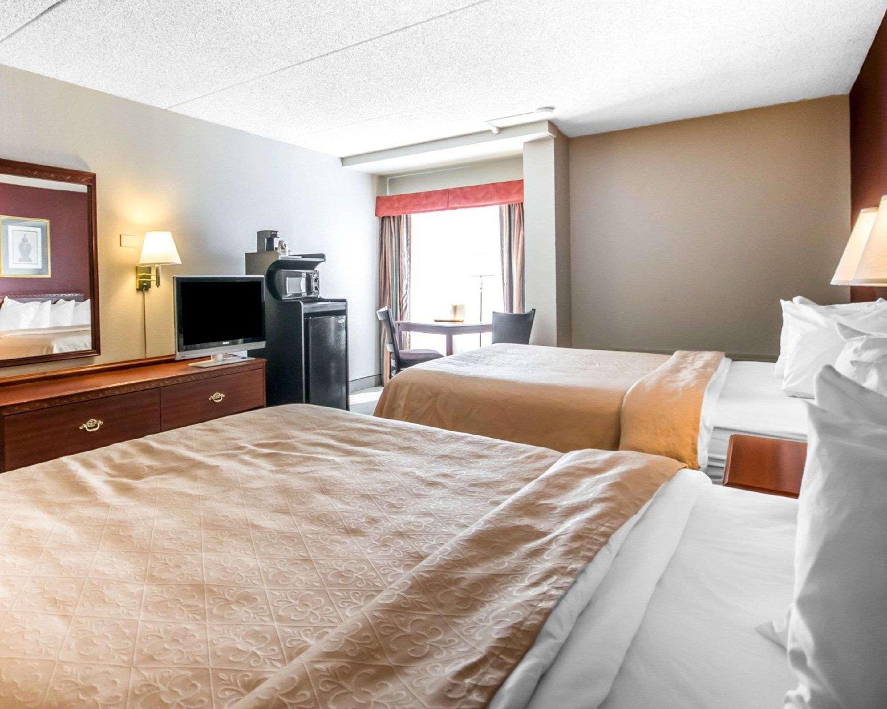 Quality Inn & Suites Elizabethtown Eksteriør billede