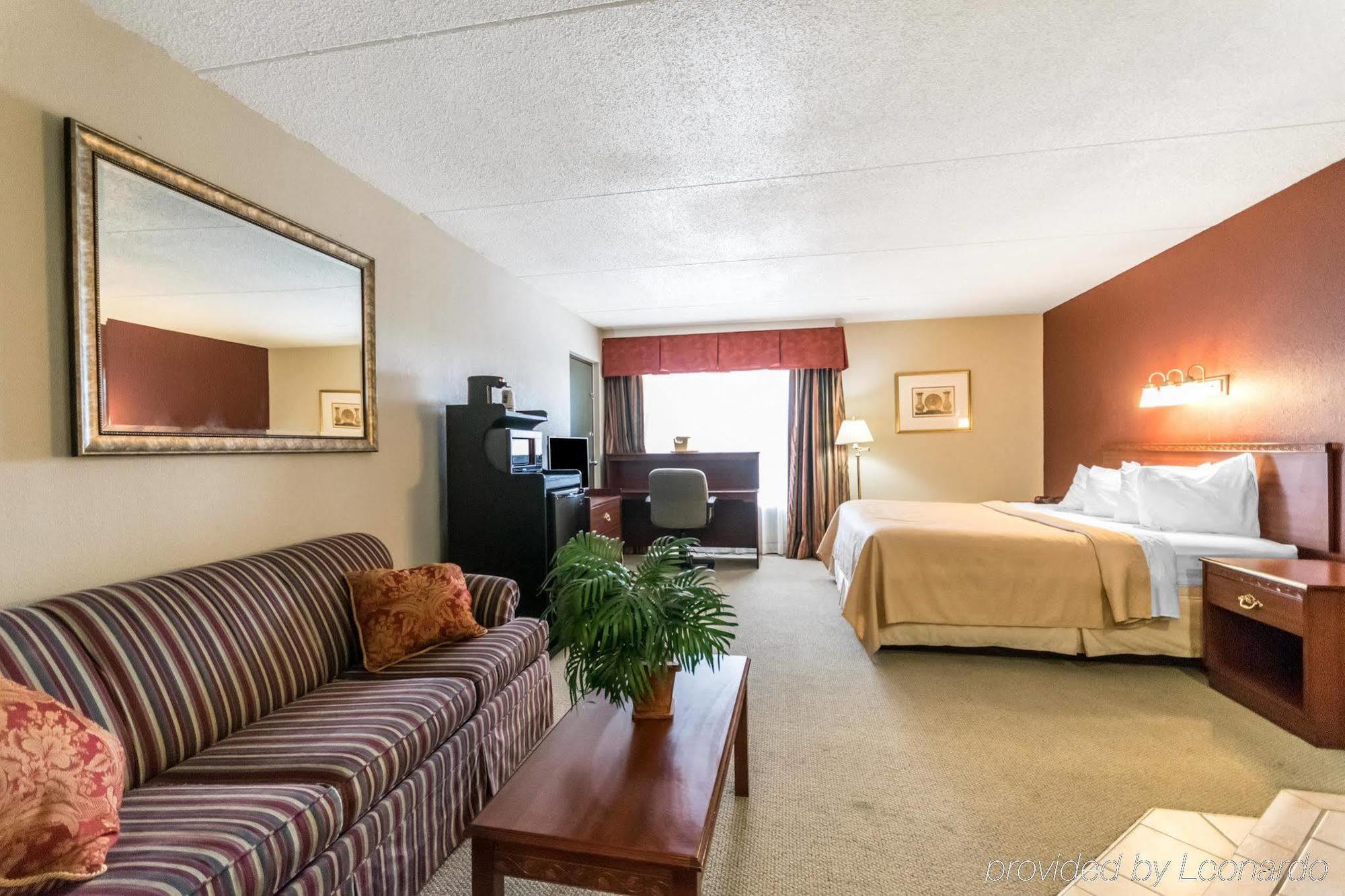 Quality Inn & Suites Elizabethtown Eksteriør billede